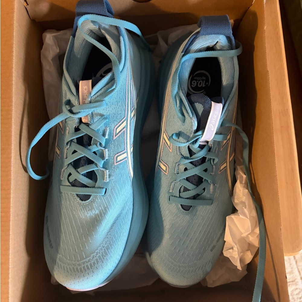 ASICS Gel Nimbus 27 With Box